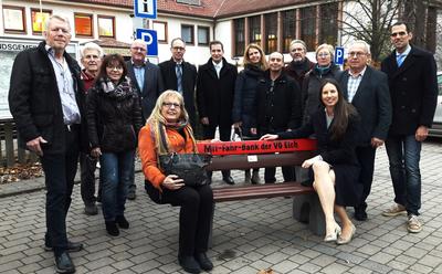 &Uuml;bergabe Mit-Fahr-Bank
