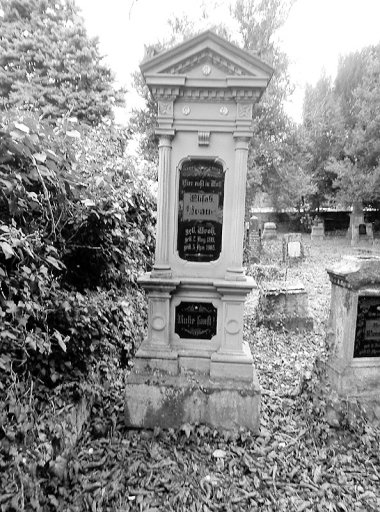 Historischer Friedhof